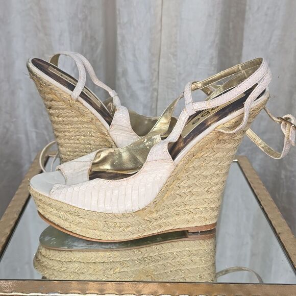 Bebe Avery White Leather Wedge Sandal - Picture 9 of 15